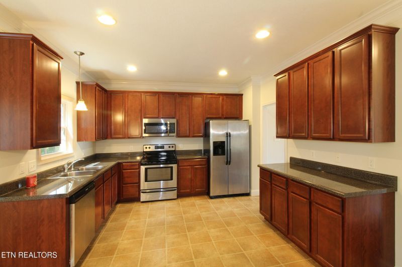 7415 Sparkle Ln, Knoxville, TN 37931