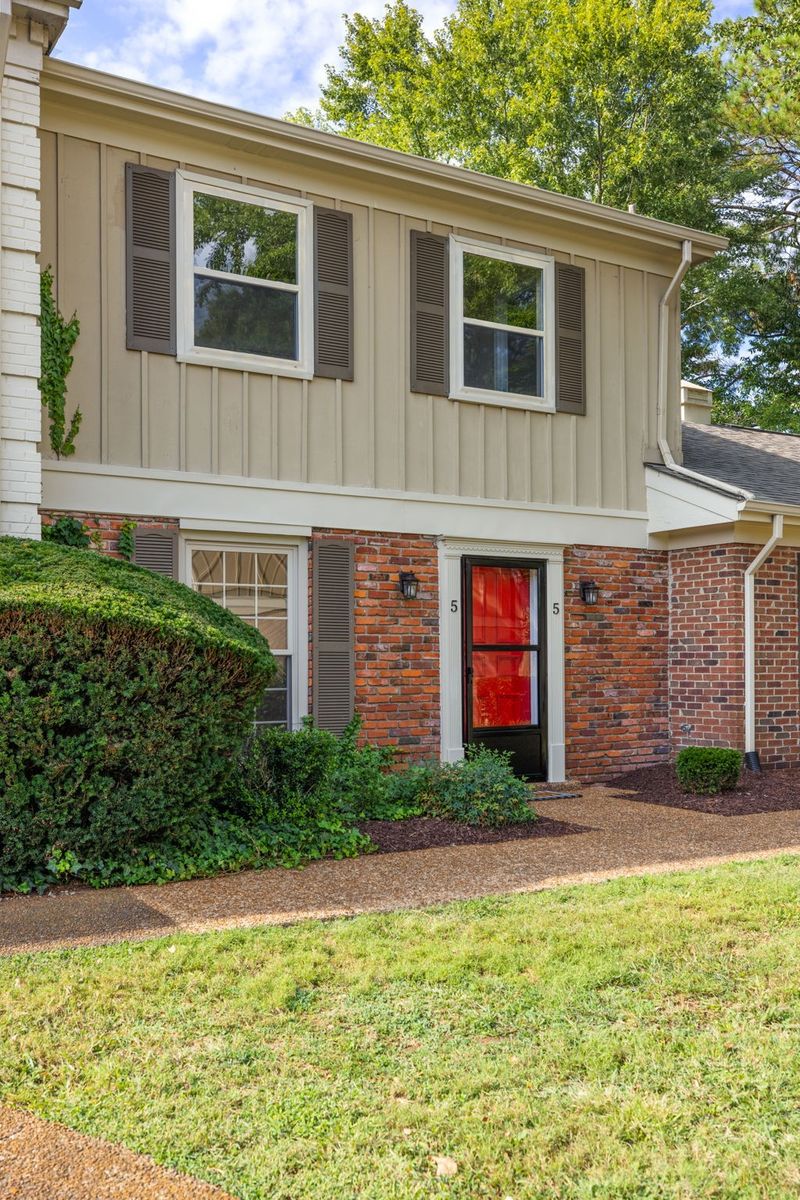 1011 Murfreesboro Rd #E5, Franklin, TN 37064