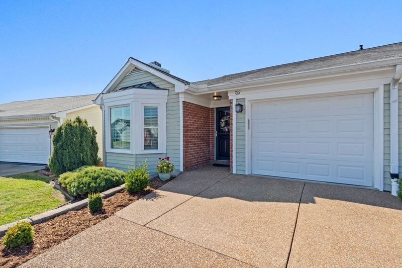 722 Mount Carmel Pl, Nashville, TN 37205
