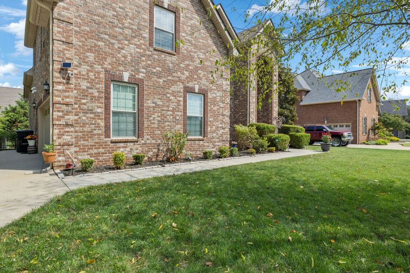 735 Mack Ct, Murfreesboro, TN 37130