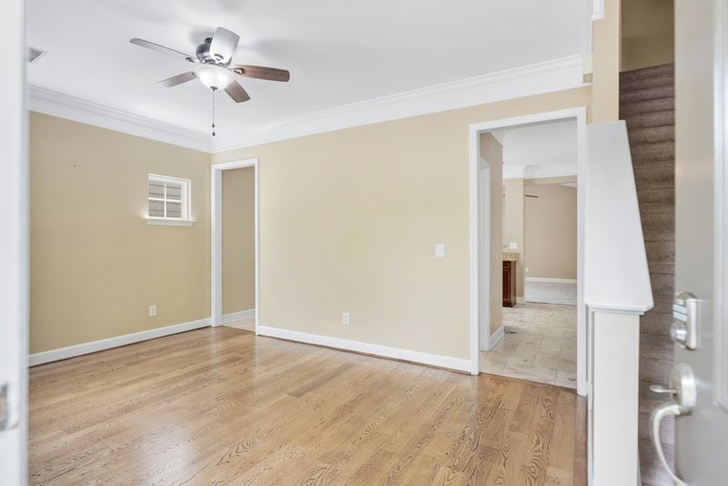 9008 Rigden Mill Dr, Nashville, TN 37211