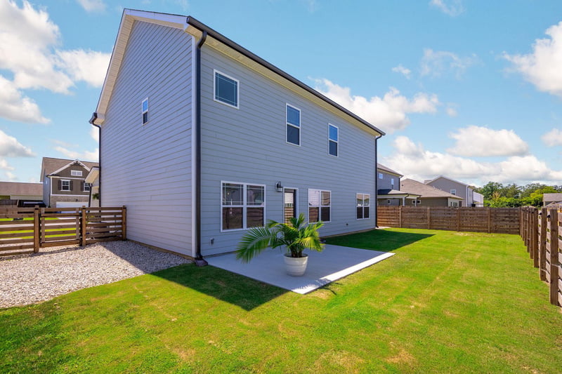 19 Winchester Dr, Rossville, GA 30741