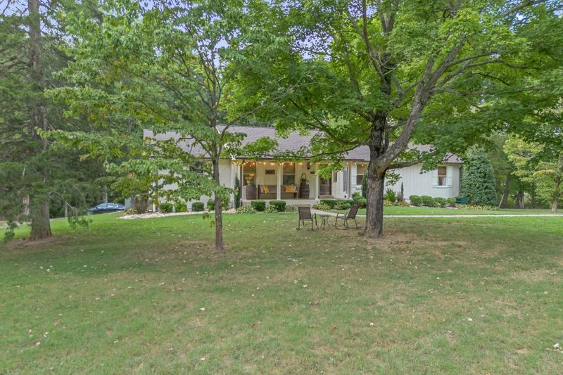 7374 Old Franklin Rd, Fairview, TN 37062