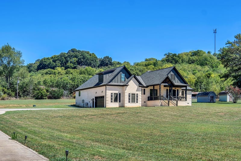 4195 Pulaski Hwy, Culleoka, TN 38451