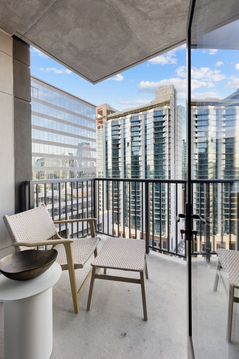 1212 Demonbreun St #1207, Nashville, TN 37203