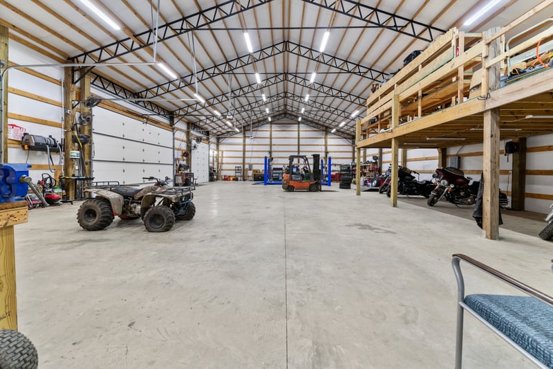 1060 S Cross Bridges Rd, Mount Pleasant, TN 38474