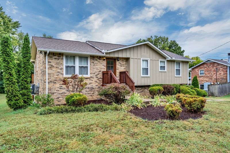 117 Susan Dr, Hendersonville, TN 37075