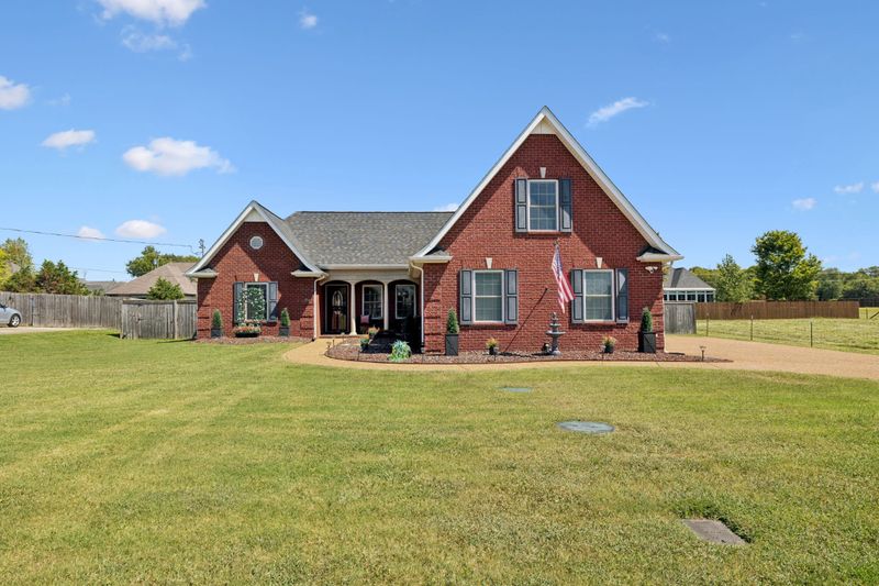 514 Beaumont Dr, Murfreesboro, TN 37129
