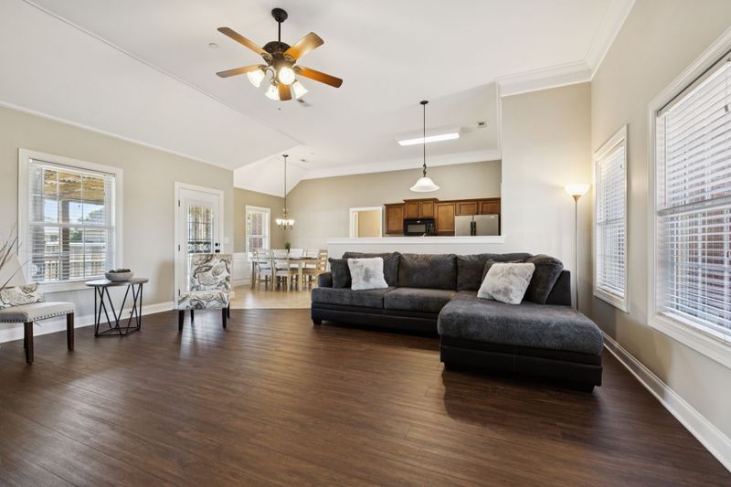 514 Beaumont Dr, Murfreesboro, TN 37129