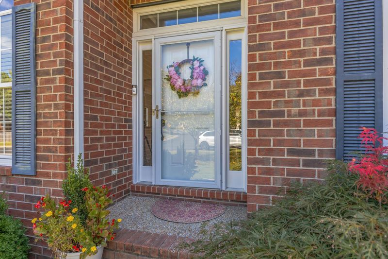 5233 Timber Gap Dr, Nashville, TN 37221