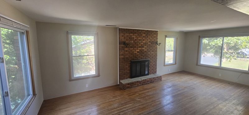 319 Bonnahurst Dr, Hermitage, TN 37076