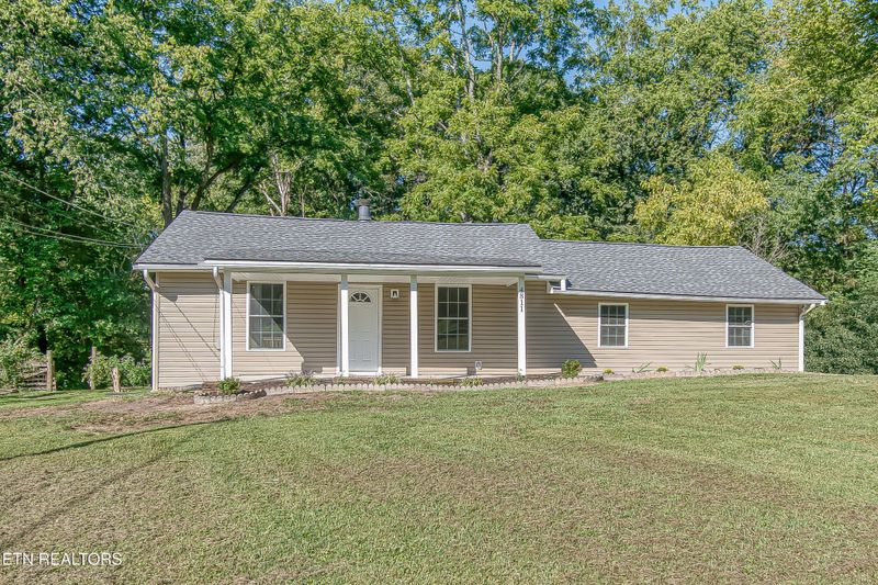 4811 Ne Seminole Rd, Knoxville, TN 37918