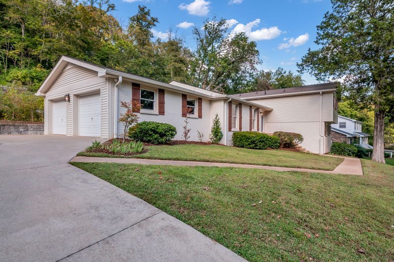 8366 Highway 70, Nashville, TN 37221