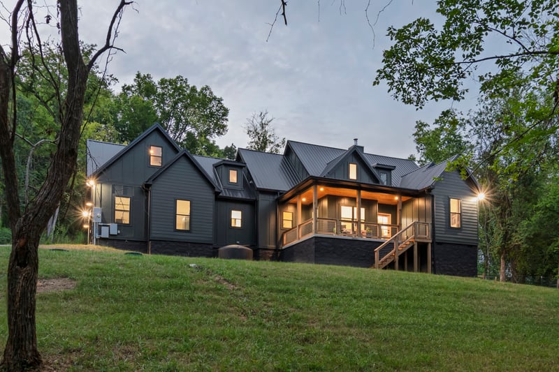 2320 Stephens Rd, Columbia, TN 38401