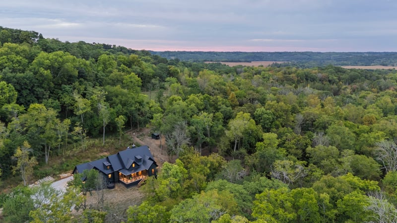 2320 Stephens Rd, Columbia, TN 38401
