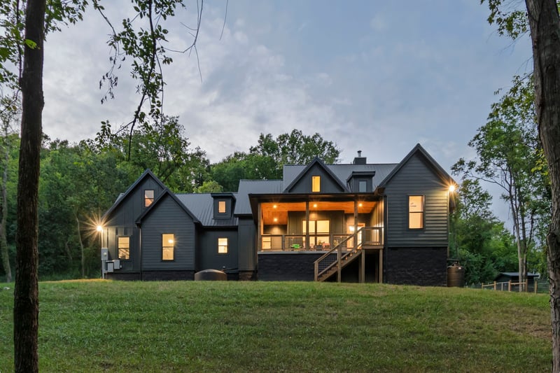 2320 Stephens Rd, Columbia, TN 38401
