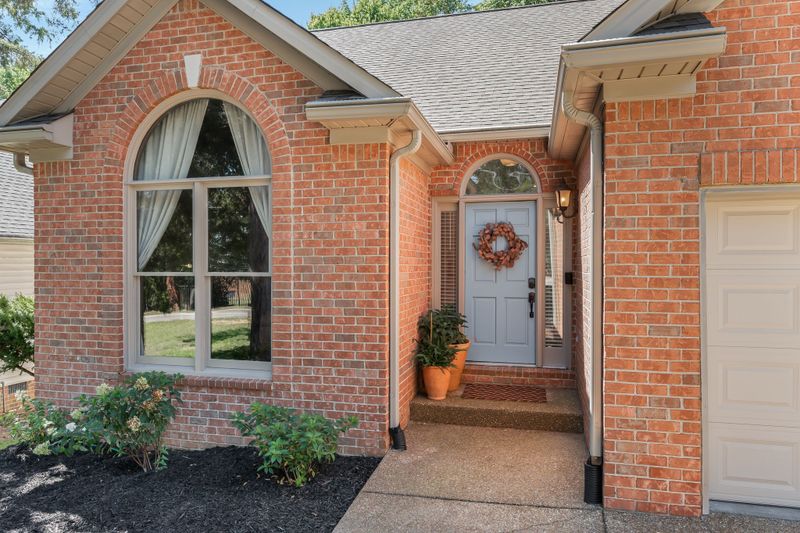 814 Percy Warner Blvd, Nashville, TN 37205