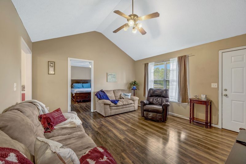 204 Armor Pl, Murfreesboro, TN 37128