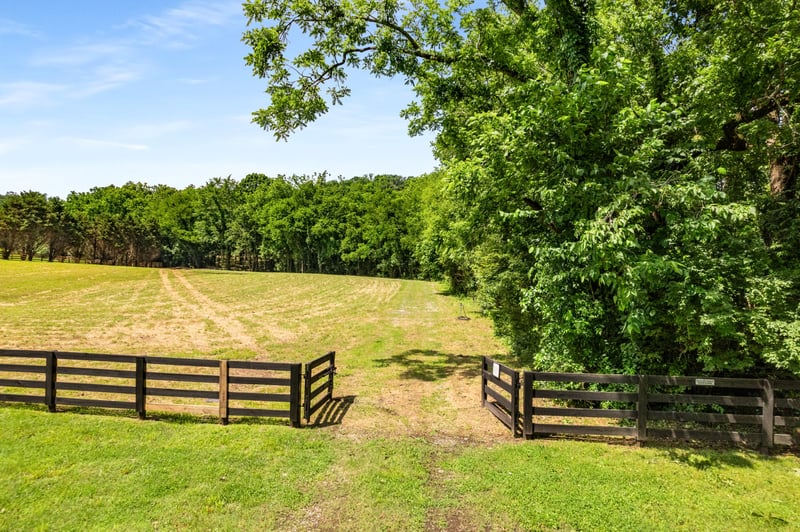 5362 Parker Branch Rd, Franklin, TN 37064