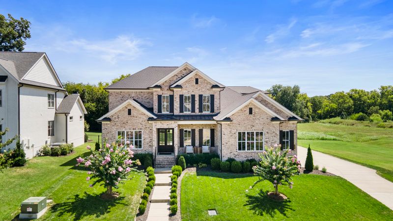 3808 Pulpmill Dr, Thompsons Station, TN 37179