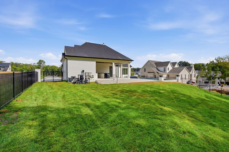 1690 Geralds Dr, Brentwood, TN 37027