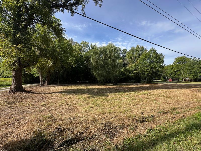 3239 Mud Cat Rd, Cedar Hill, TN 37032
