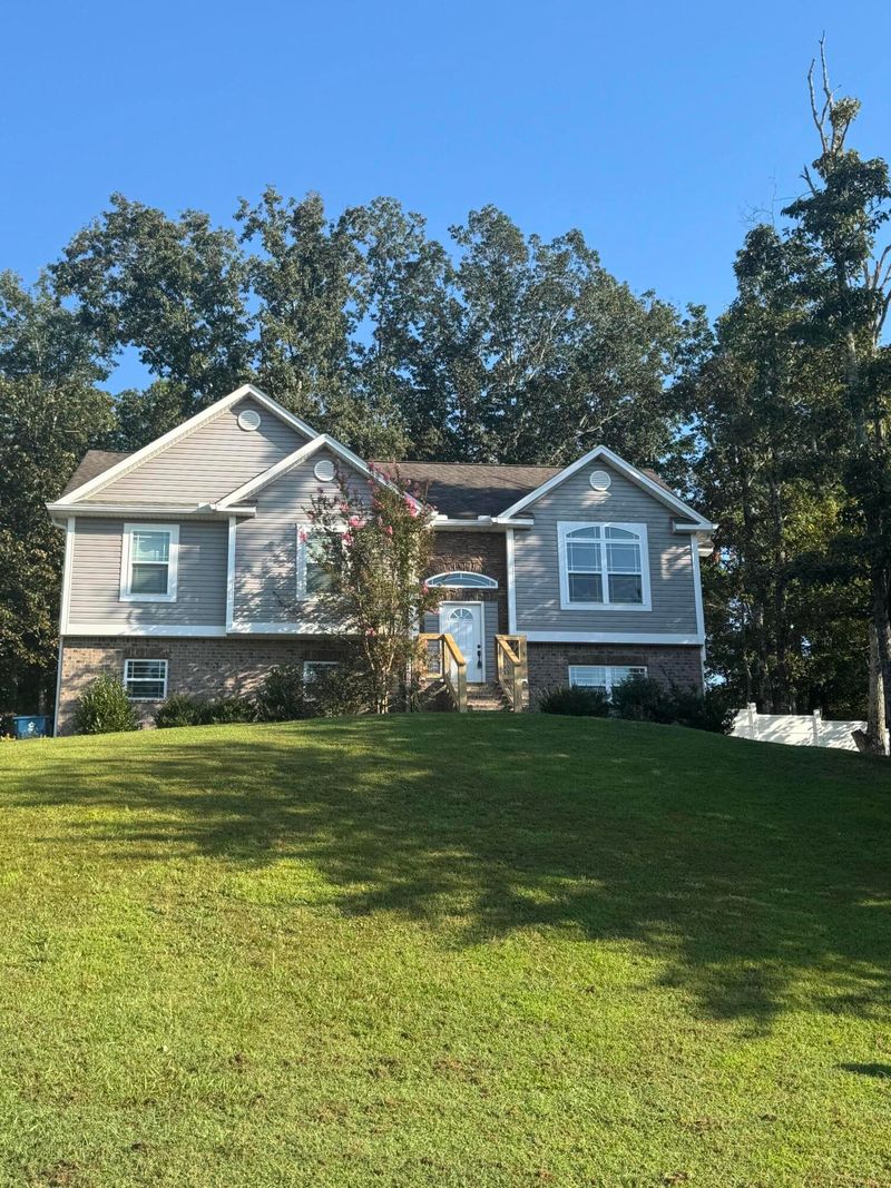 529 Hidden Oaks Dr, Flintstone, GA 30725