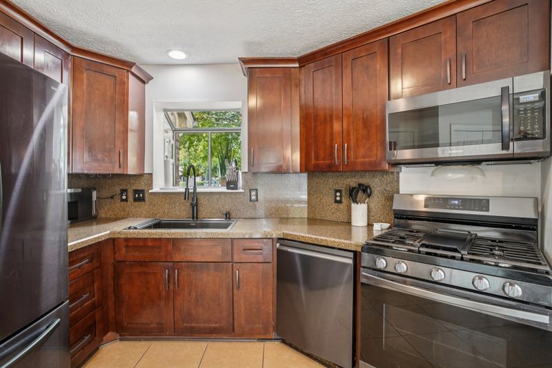 410 Newbary Ct, Franklin, TN 37069