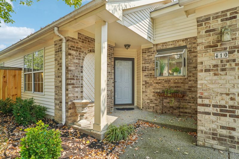410 Newbary Ct, Franklin, TN 37069