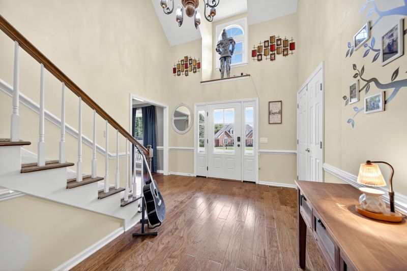 110 Applewood Valley Dr, Hendersonville, TN 37075