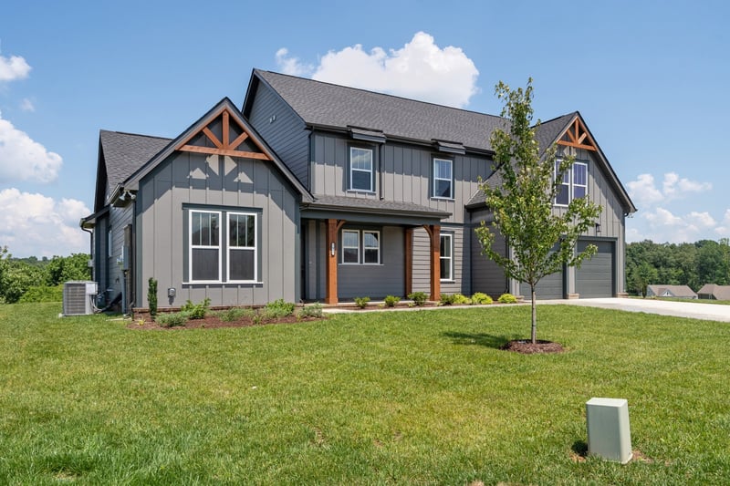 7402 Black Fox Dr, Fairview, TN 37062