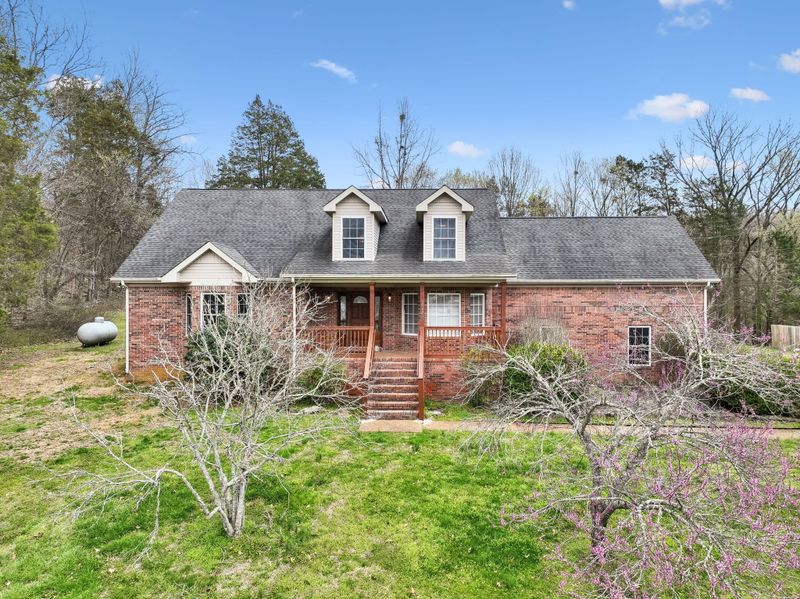 2243 Rock Springs Rd, Columbia, TN 38401