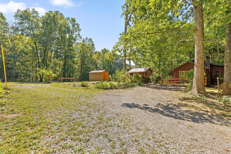 3303 Cantrell Rd, La Fayette, GA 30728