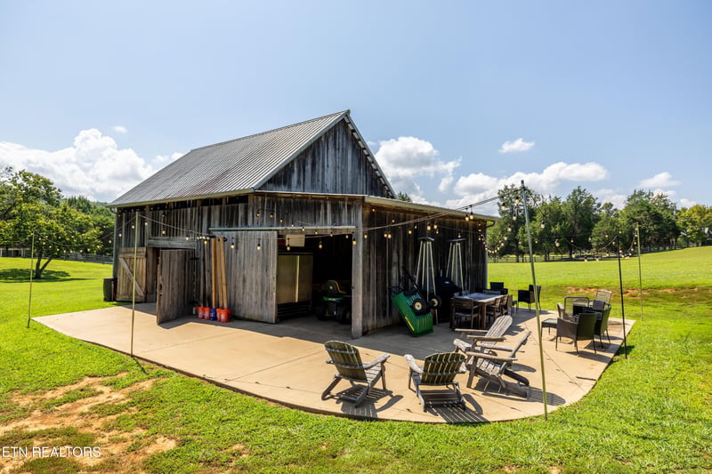 1107 Mccammon Rd, Knoxville, TN 37920