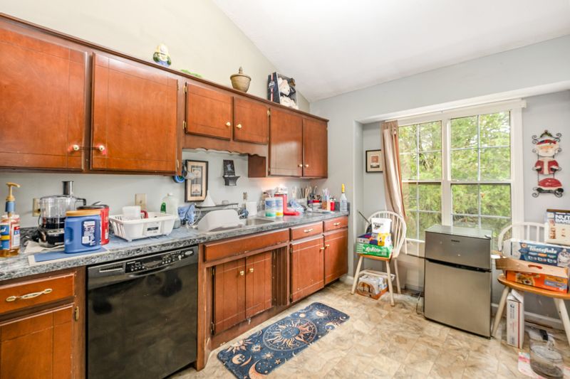 206 Bluewater Ct, La Vergne, TN 37086
