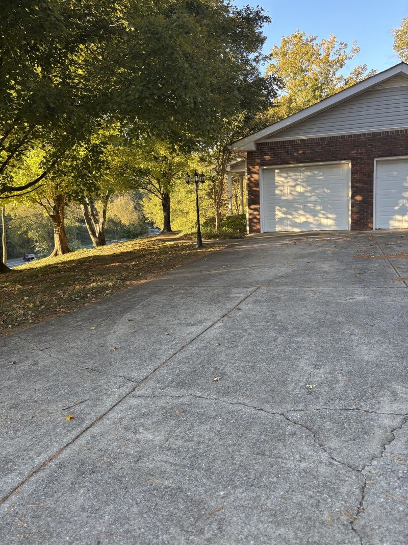 1619 Lewisburg Pike, Franklin, TN 37064