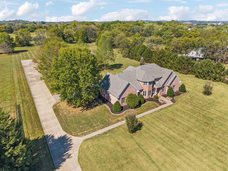 149 Upper Station Camp Crk Rd, Gallatin, TN 37066
