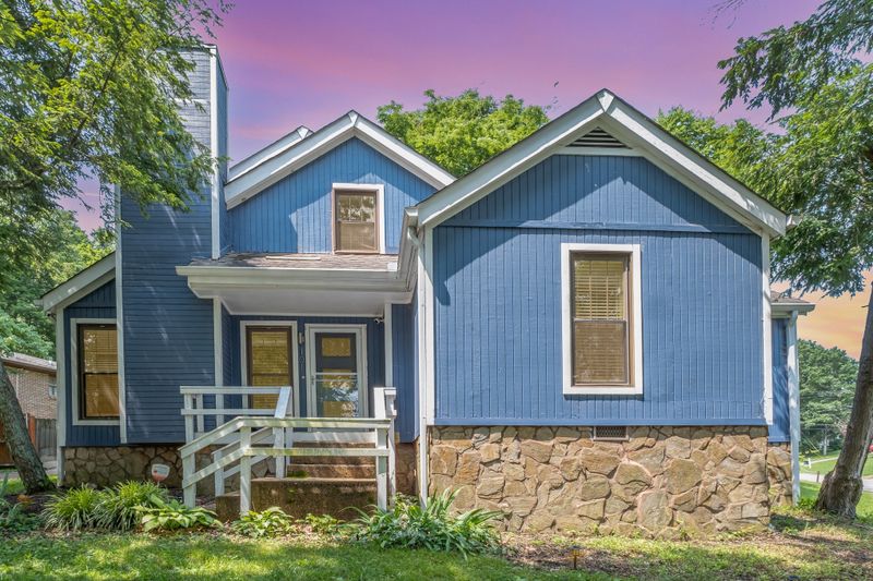 101 Vickey Ct, Nashville, TN 37211