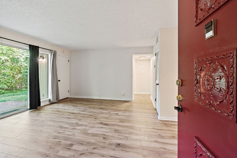 21 Vaughns Gap Rd #J152, Nashville, TN 37205