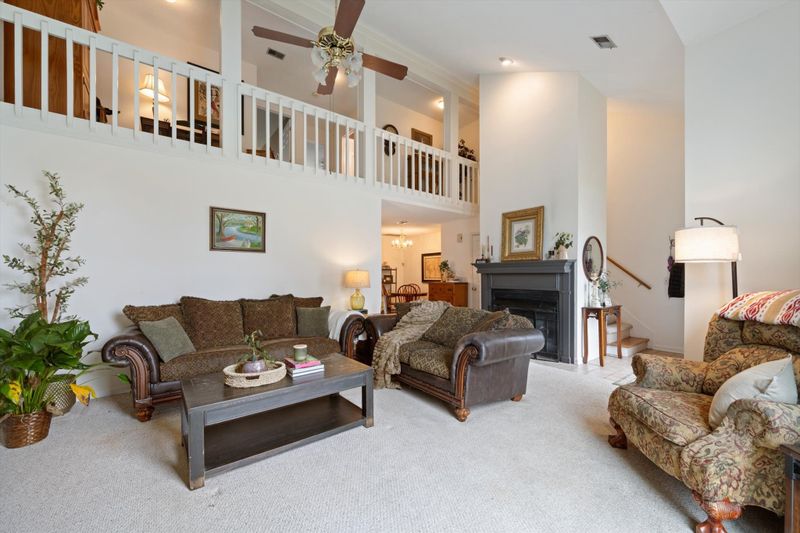 802 S Chestnut Ct, Hermitage, TN 37076