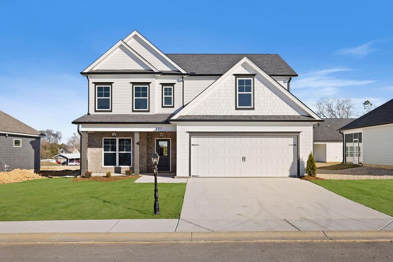 527 Winchester Dr, Rossville, GA 30741