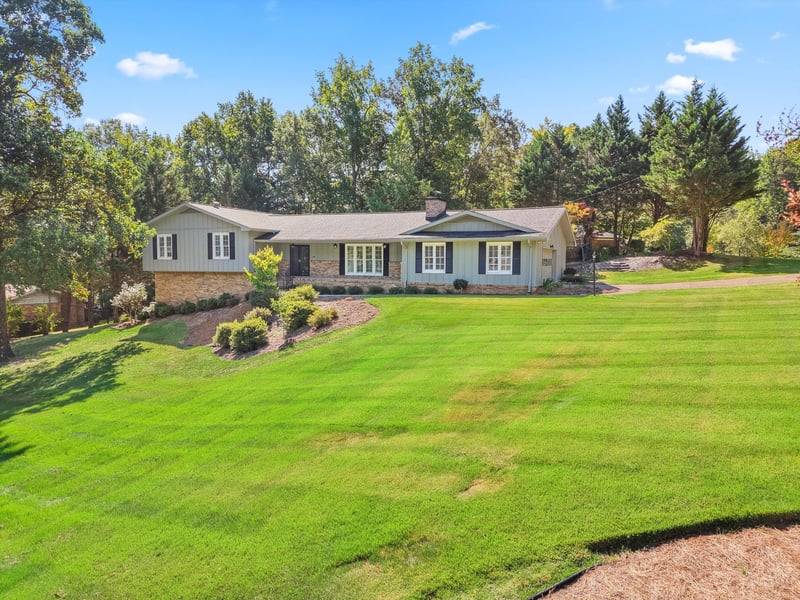2207 Mathis Ln, Dalton, GA 30720