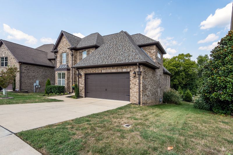 7011 Salmon Rn, Spring Hill, TN 37174