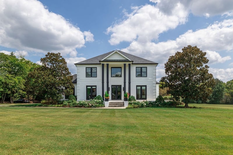 1174 Echo Ln, Franklin, TN 37069