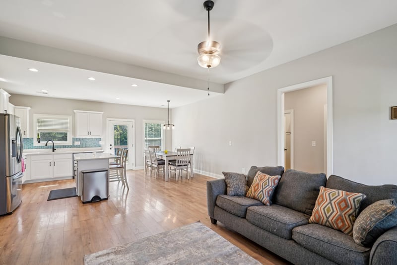 258 Woodruff Rd, Adams, TN 37010
