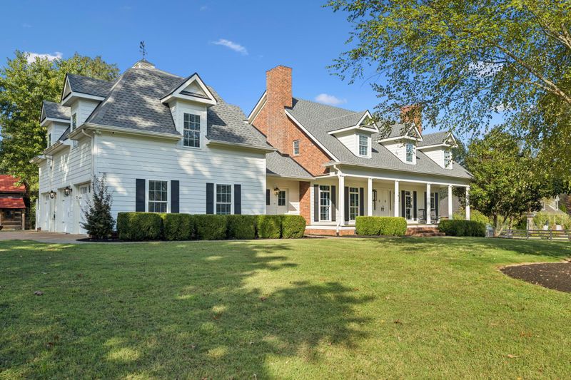 4420 Shores Rd, Murfreesboro, TN 37128