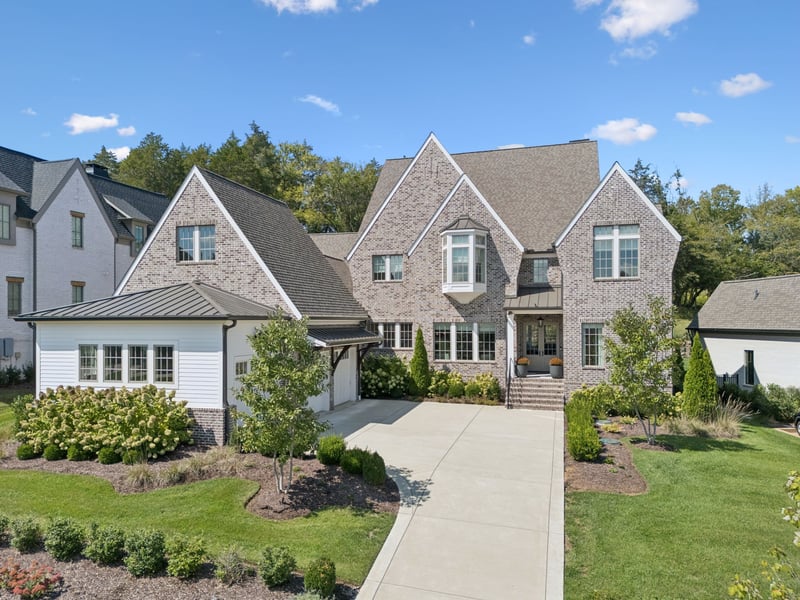 9013 Passiflora Ct, College Grove, TN 37046