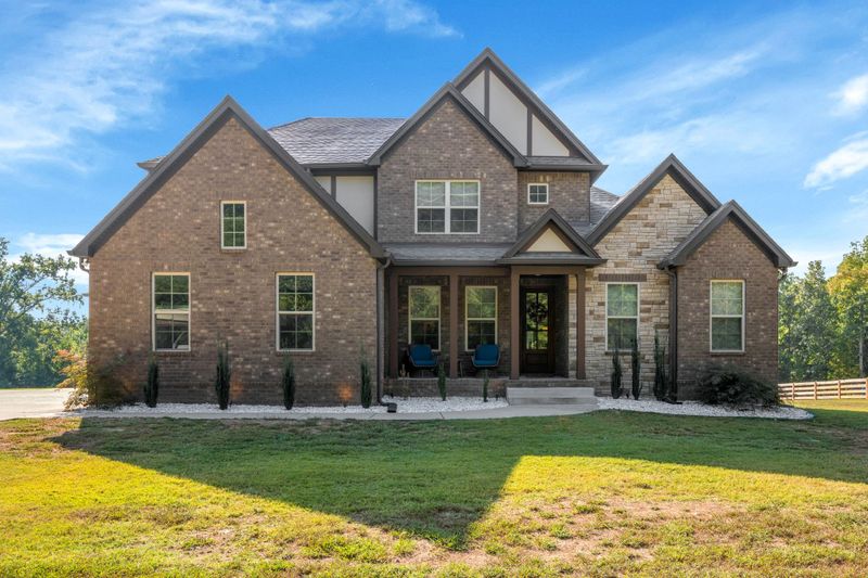 743 Mount Pleasant Rd, Kingston Springs, TN 37082