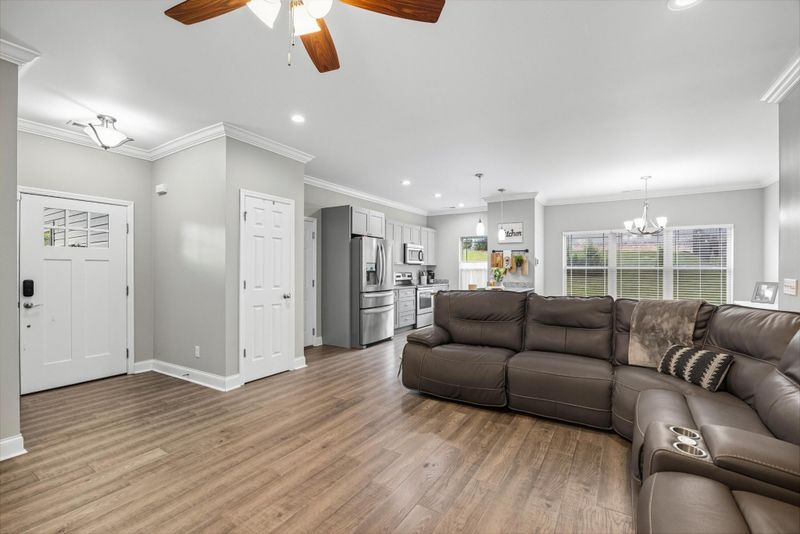 60 Red Oak Ridge Dr, Chickamauga, GA 30707
