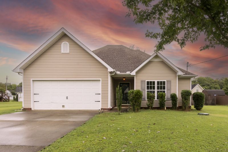6834 Riverwalk Blvd, Murfreesboro, TN 37130